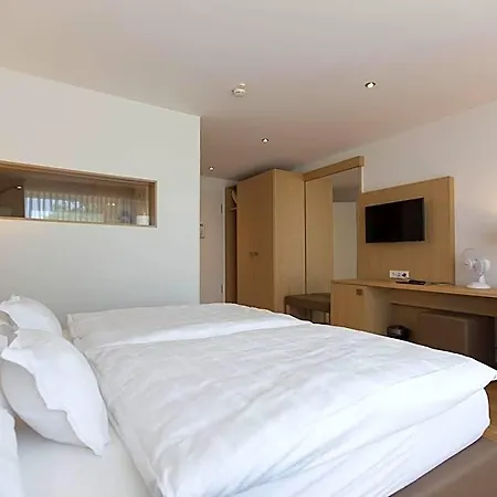 Hotel Seepark Garni 3*