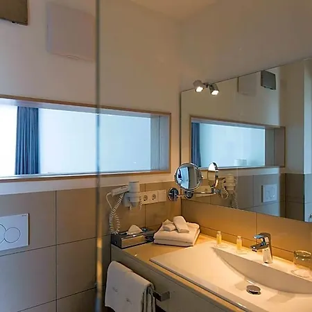 Seepark Garni Hotel 3*