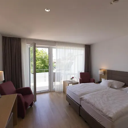 Seepark Garni ユーバーリンゲン