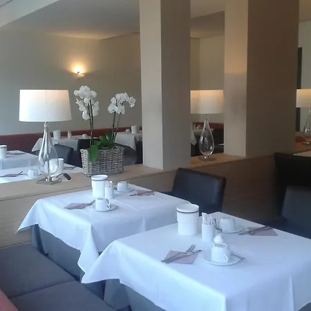 Seepark Garni Hotel 3*