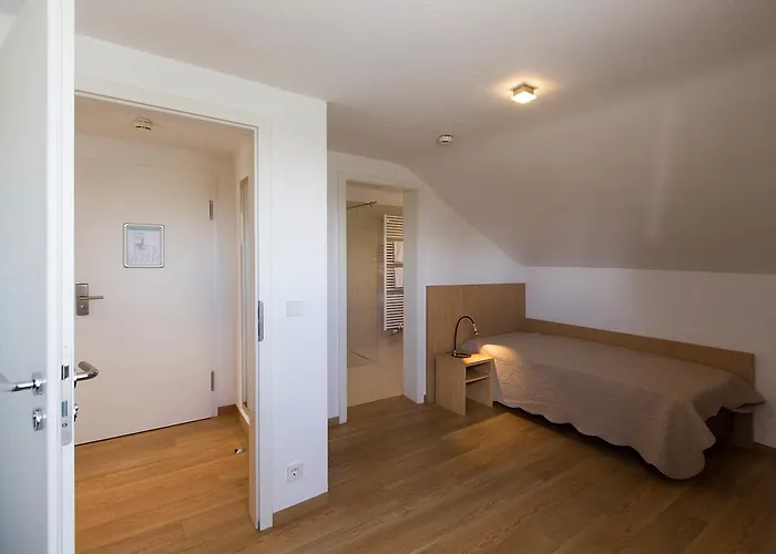 Seepark Garni Hotel 3*