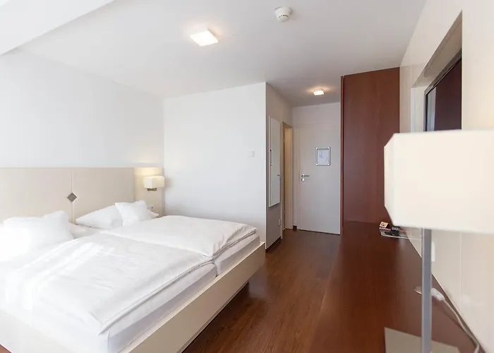 시파크 가르니 3* 위버링겐